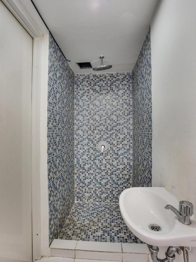 Oyo 3247 Afira Rooms Aeropolis تانجيرانغْ المظهر الخارجي الصورة